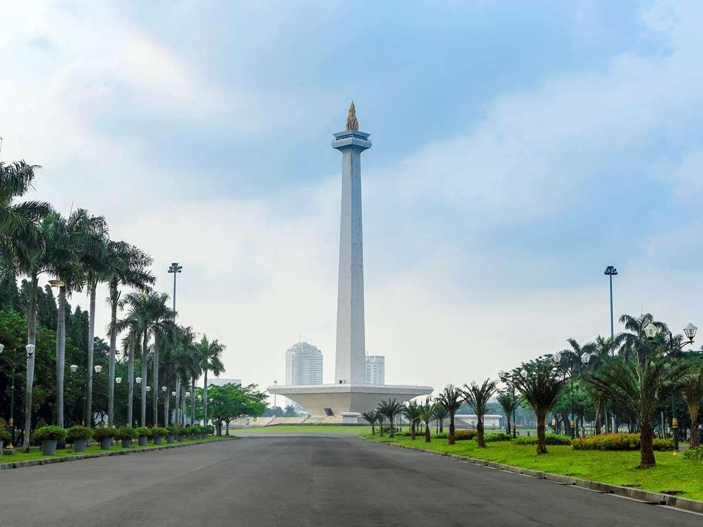 Grand Mercure Malang Buitenkant foto