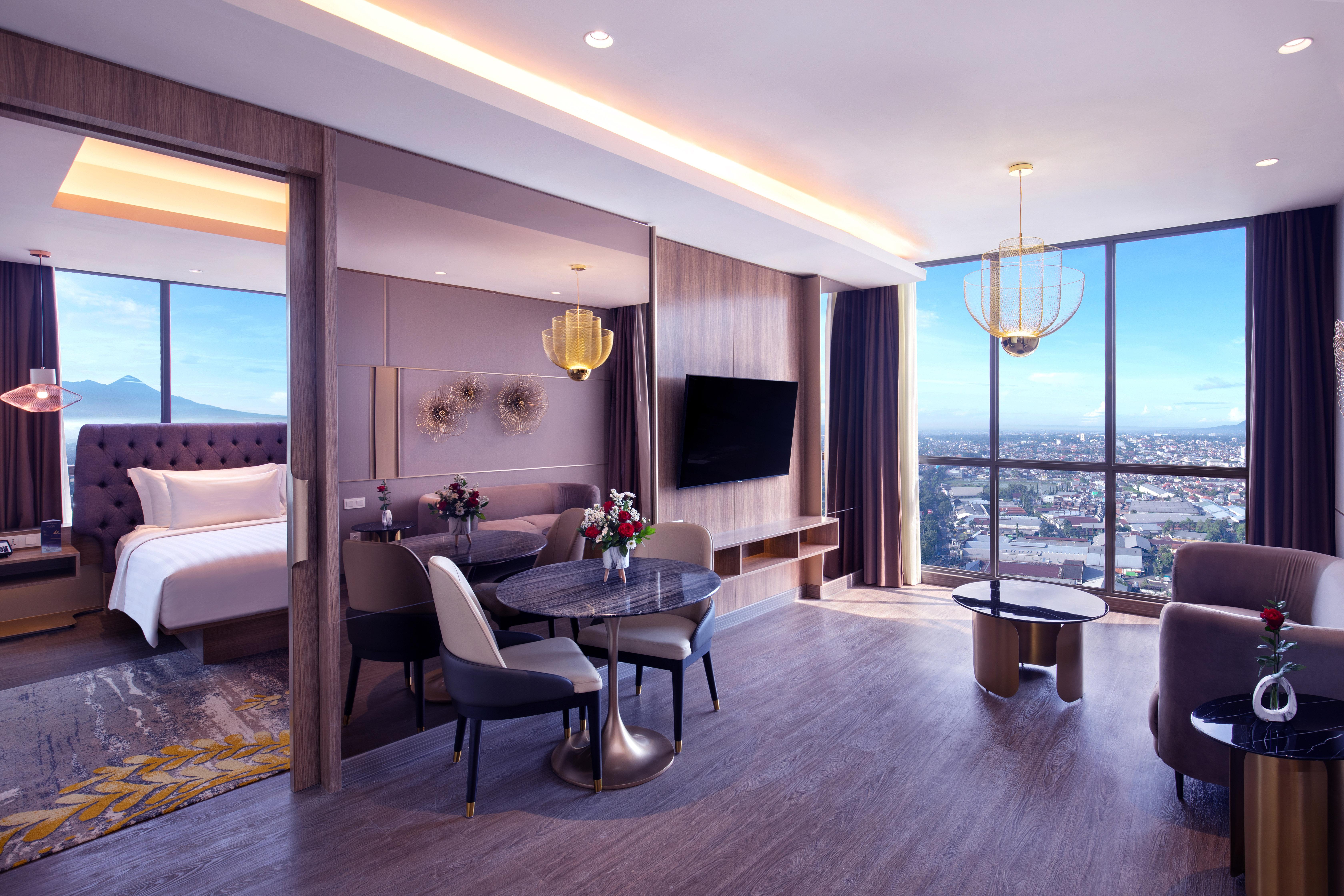 Grand Mercure Malang Buitenkant foto