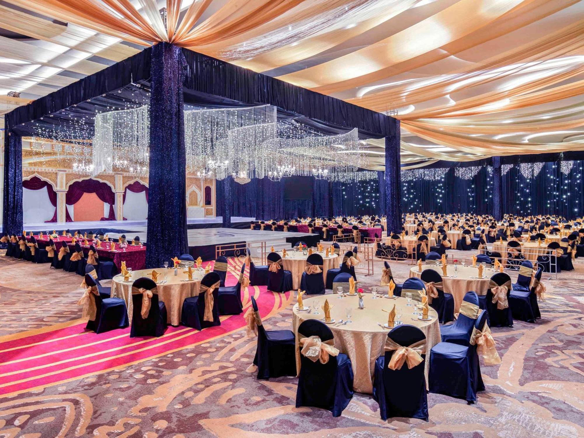 Grand Mercure Malang Buitenkant foto